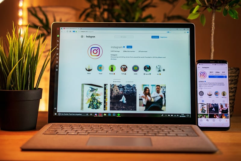 Social Media Feud